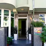 Laguna 2*