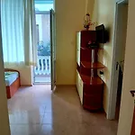 Laguna Guest house 2*