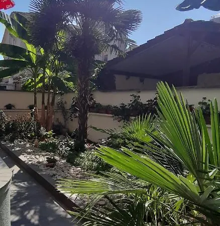 Къща за гости Laguna Китен