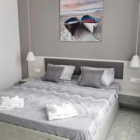 Laguna Къща за гости 2*