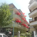 Konukevi Laguna