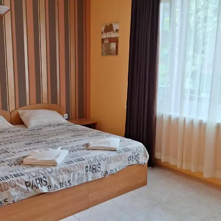 بيت ضيافة Laguna 2*